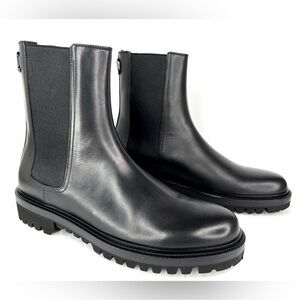 VALENTINO GARAVANI VLOGO SIGNATURE CALFSKIN LEATHER CHELSEA BOOTS EU 41 - US 8